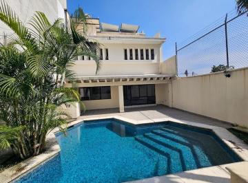 Casa · 281m² · 3 Recámaras · 2 Estacionamientos · Casa en Venta a Una Cuadra de Domingo Diez, Col. del Empleado, Cuernavaca Morelos.