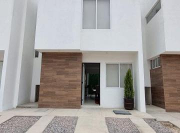 Casa de 3 habitaciones, Soledad de Graciano Sánchez · Privada Valle del Sendero