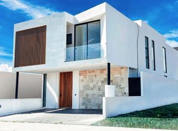 Casa en condominio de 3 habitaciones, Querétaro · Casa en Venta Laztana, Juriquilla Queretaro