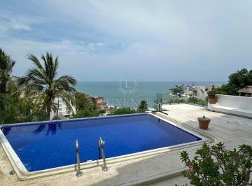 Casa · 400m² · 4 Recámaras · 1 Estacionamiento · Casa en Venta Fraccionamiento Real Diamante