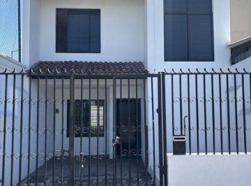 Casa · 151m² · 2 Recámaras · 1 Estacionamiento · Casa en Venta Av Federalismo Col Guadalupana