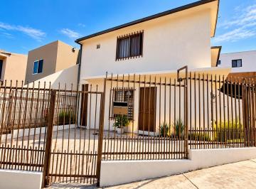 Casa Venta 159m² de 4 habitaciones · Se Vende Casa de 4 Recámaras en Lomas Conjunto Residencial, Tijuana