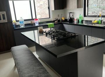Casa en condominio de 4 habitaciones, El Marqués · Renta Casa Amueblada en Zibata de Autor Muy Amplia con 4ta. Recamara en Planta Baja