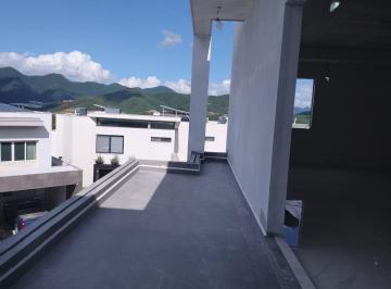 Casa de 4 habitaciones, Monterrey · Residencial en Venta 4 Recamaras Monterrey Sierra Alta Carretera Nacional