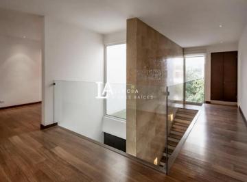 Casa · 371m² · 3 Recámaras · 2 Estacionamientos · Venta de Casa Residencial San Agustin