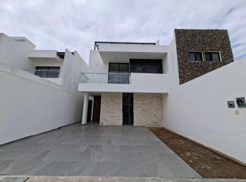 Casa de 4 habitaciones, Durango · Casa en Venta Frac Privado Corredor Mezquital