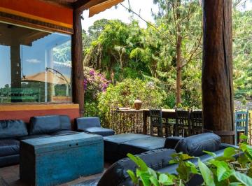 Casa en condominio de 3 habitaciones, Valle de Bravo · Casa en Venta en Avandaro