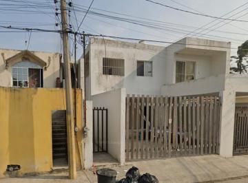 Casa de 2 habitaciones, Ciudad Madero · Casa en de Los Jazmines No. 339 Depto 1 Lt 1 Mz G, Las Flores, Ciudad Madero, Tamps, Tamaulipas, 895