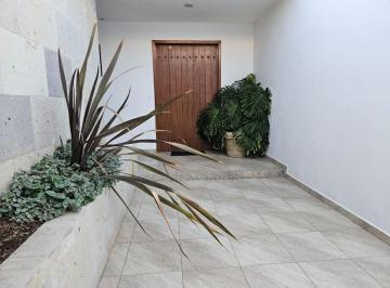 2613722595b66ec5f2f7710fed245831485f9156a9dc05a895ee325d633a02c5 · Excelente Casa en Venta Uniplanta en Villas de Irapuato.