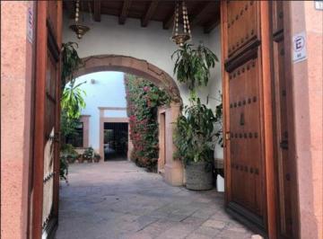 Casa · 6350000m² · 4 Recámaras · 2 Estacionamientos · Venta Casa Centro Historico Queretaro Ideal Para Hotel Boutique