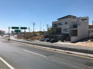 Oficina · 740m² · 9 Estacionamientos · Venta de Moderno Edificio de Oficinas y Bodega Real de Juriquilla Queretaro
