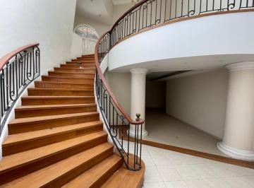 Casa · 1220m² · 7 Recámaras · 8 Estacionamientos · Casa o Terreno en Venta La Herradura