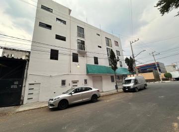 Local comercial · 800m² · 2 Recámaras · 1 Estacionamiento · Local en Tres Estrellas