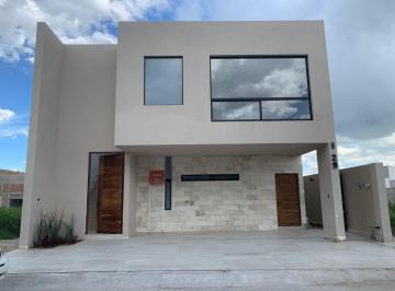 Casa · 285m² · 3 Recámaras · Casa en Venta en El Molino Club de Golf Zona Norte