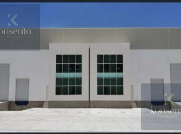 Nave industrial · 542m² · Nave Industrial en Club de Golf Balvanera Polo y Country Club