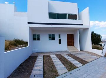 Casa de 3 habitaciones, Querétaro · Casa en Venta con Baño en Todas Las Recámaras en Bio Grand Juriquilla