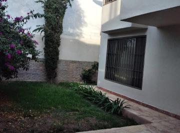 Casa · 200m² · 3 Recámaras · 2 Estacionamientos · Casa en Renta Valle de San Agustin