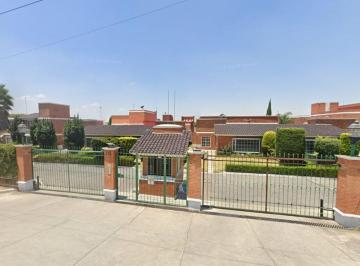 Casa de 3 habitaciones, San Pedro Cholula · Casa en Venta, Adjudicada, Estatal a Coronango 315, Cholula de Rivadavia, Puebla, Mexico. Ade*