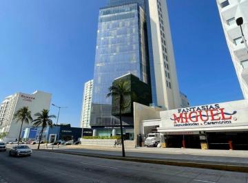 Oficina · 205m² · 2 Estacionamientos · Oficina en Venta, Torre Américas, Boca del Río, Veracruz