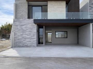 Casa de 4 habitaciones, Saltillo · Hermosa Casa en Venta en Villas La Joya