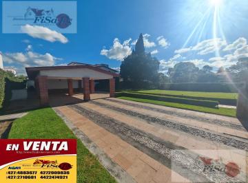Casa · 551m² · 4 Estacionamientos · Casa en Venta Club de Golf Residencial Campestre San Gil