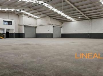 Bodega comercial · 791m² · 4 Estacionamientos · Bodega en Renta en Apodaca