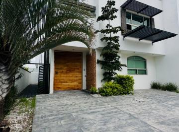 Casa en condominio de 4 habitaciones, Tlajomulco de Zúñiga · Casa en Renta Fraccionamiento Casa Fuerte (Coto Vigia)