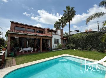 Casa de 2 habitaciones, Cuernavaca · Casa en Venta, en Hacienda Tetela, Cuernavaca