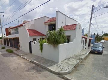 Casa de 4 habitaciones, Mérida · Casa en Venta en Chuburná, Mérida, Yucatán Clp