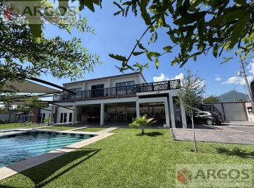 Quinta · 2121m² · 30 Estacionamientos · Quinta en Venta, Cadereyta a 10 Mins. Allende