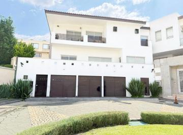 Casa de 4 habitaciones, Huixquilucan · Casa en Renta en Lomas Country Club