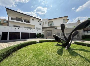 Casa de 4 habitaciones, Huixquilucan · Casa en Renta en Lomas Country Club