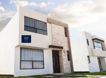 Casa · 140m² · Casa en Fraccionamiento Porta Romani