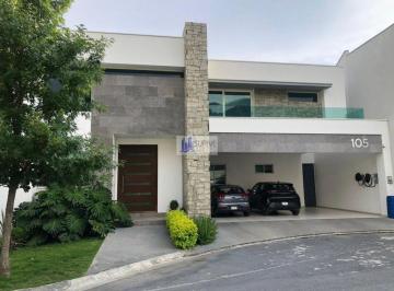 Casa de 4 habitaciones, Monterrey · Casa Venta Catujanes Zona Sur Carretera Nacional Monterrey