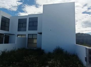 Casa · 79m² · 2 Recámaras · 2 Estacionamientos · Casa en Venta en Real de Oriente