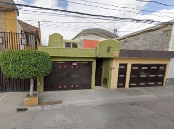 Casa de 3 habitaciones, San Luis Potosí · Casa en Venta en Industrias, San Luis Potosi
