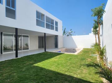 Casa · 597m² · 4 Recámaras · 4 Estacionamientos · Casa en Venta Merida Yucatan Temozon Norte con 597 m²