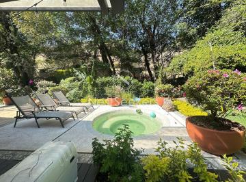 Casa de 8 habitaciones, Valle de Bravo · Casa en Venta Dentro del Club de Golf Avandaro
