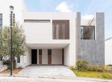Fachada · Casa en Venta en Puebla Lomas de Angelopolis