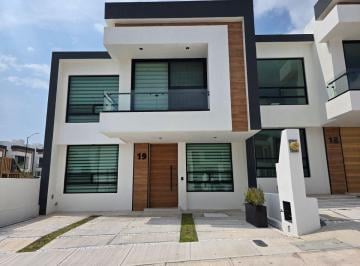 Casa de 4 habitaciones, Querétaro · Casa Baptisterio en Venta en Nuevo Refugio