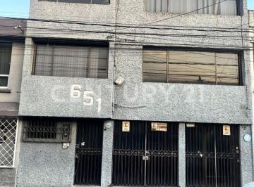 Casa · 358m² · 5 Recámaras · 2 Estacionamientos · Casa en Venta Colonia Lindavista Sur