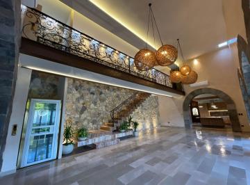 Casa en condominio de 6 habitaciones, Mérida · Casa en Venta en Temozon Merida