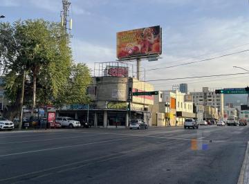 Local comercial · 800m² · Local en Av Pino Suarez y Ruperto Martínez