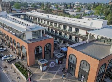 Local comercial · 143m² · Local Rentado en Venta Para Inversion
