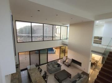 Casa de 4 habitaciones, Hermosillo · Residencia con Elevador 3 Recamaras Alberca Oficina Gimnasio Garage