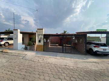 Casa de 4 habitaciones, León · Venta de Casa en Arbide 3 Niveles