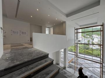 Casa · 1081m² · 5 Recámaras · 4 Estacionamientos · Espectacular Proyecto Llave en Mano - Residencial y Club de Golf La Herradura Etapa a