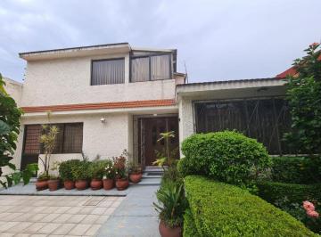 Casa de 4 habitaciones, Naucalpan de Juárez · Se Vende Casa en Circuito Misioneros Ciudad Satelite Naucalpan de Juarez