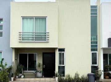 Casa · 134m² · 3 Recámaras · 2 Estacionamientos · Casa Venta Coto Andalucia Nueva Galicia