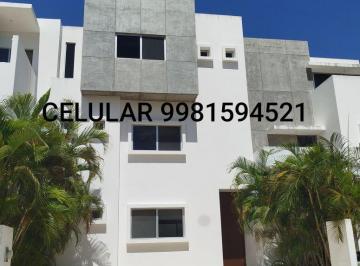 Casa de 3 habitaciones, Benito Juárez · Casa en Renta en Residencial Arbolada Cancún de 3 Niveles.